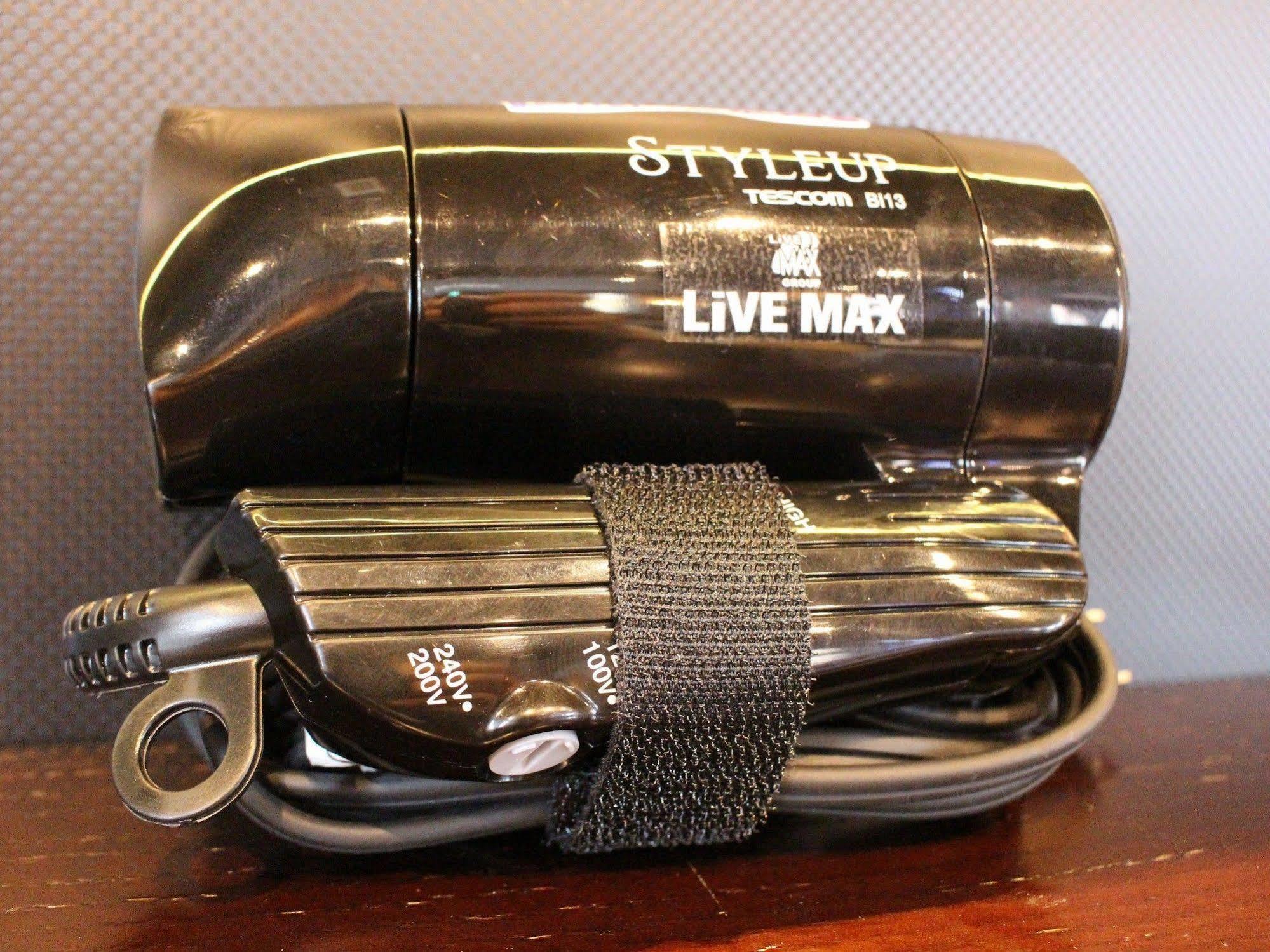 HOTEL LiVEMAX Umeda Doyama Osaka Bagian luar foto